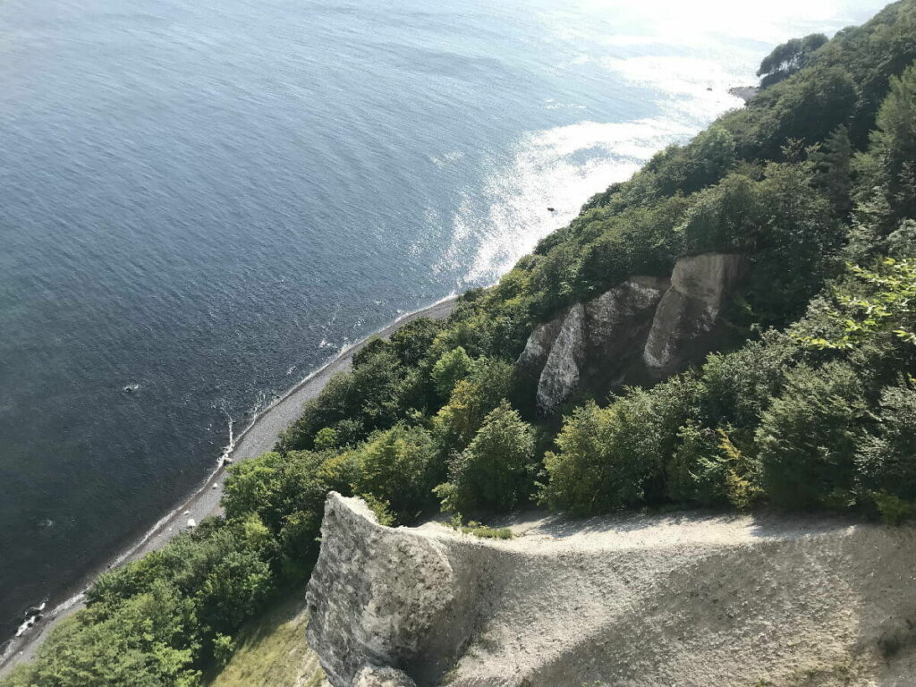 Die Aussicht von der Victoriasicht auf die Kreidefelsen der Stubbenkammer