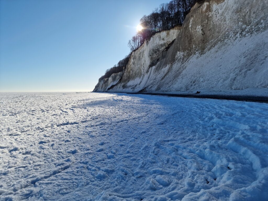 Kreidefelsen Rügen Winter - wenn die Ostsee zu Eis wird, Foto: Ingolf Stodian
